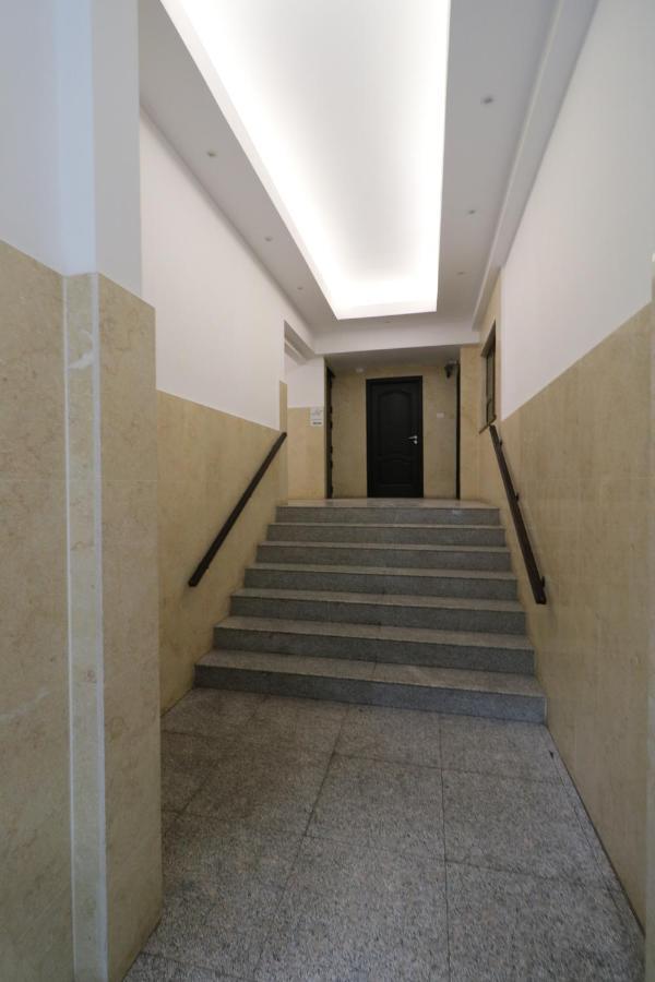 Serenity Heights Apartment: A Panoramic Haven Near Old Town - Free Minibar Apartament *